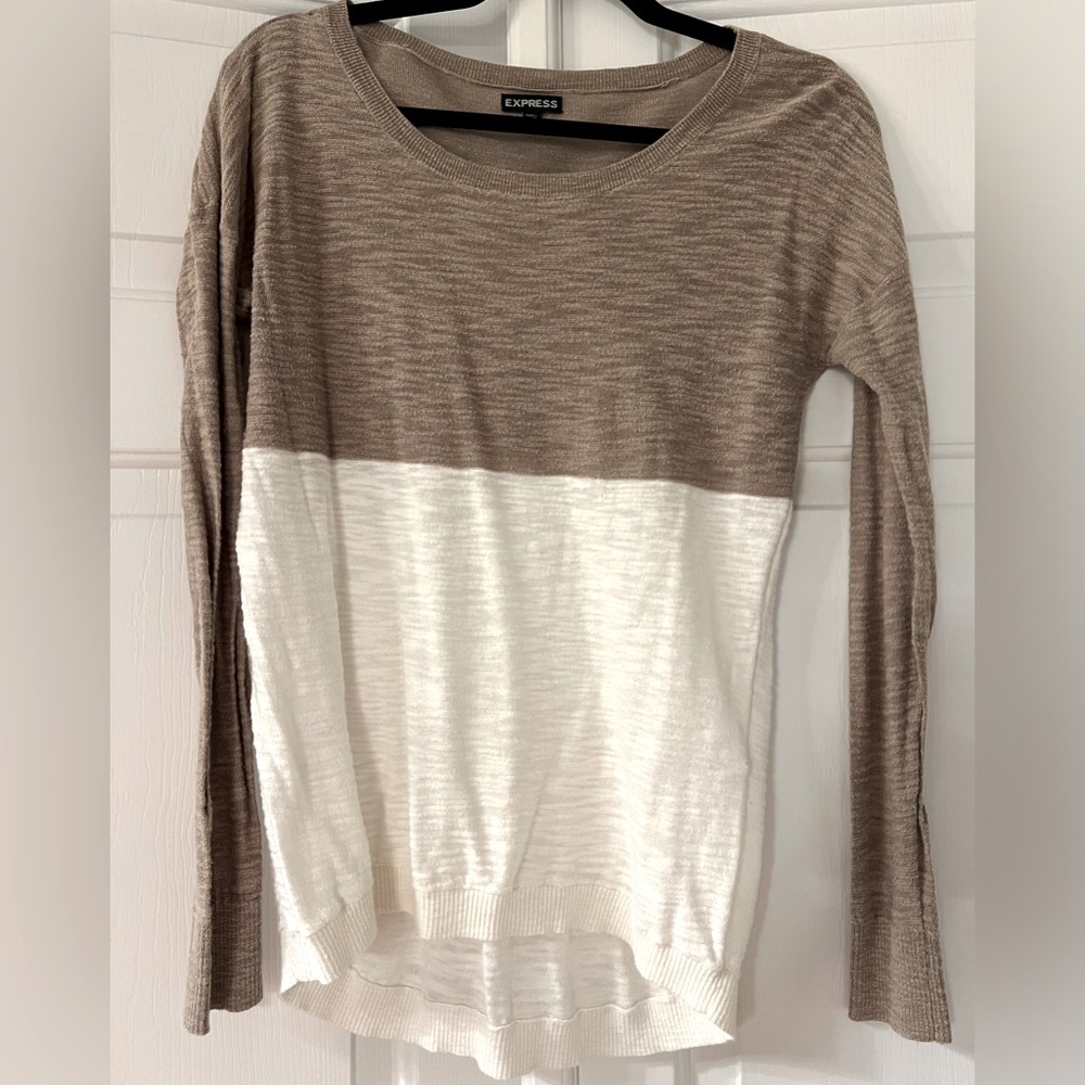 Women’s Express long sleeve color block top